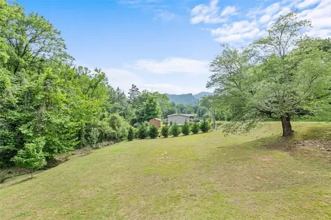 229 Yellow Bird Branch Road Sylva NC 28779