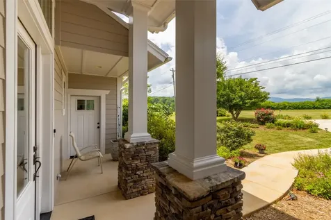 3809 Bryson City Road Franklin NC 28734