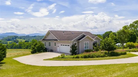 3809 Bryson City Road Franklin NC 28734