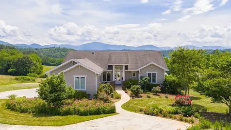 3809 Bryson City Road Franklin NC 28734