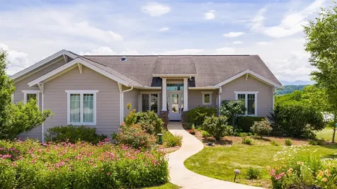 3809 Bryson City Road Franklin NC 28734