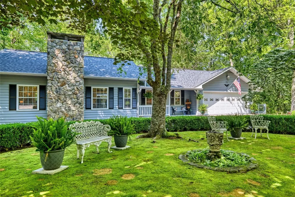 236 Hemlock Woods Drive Highlands NC 28741