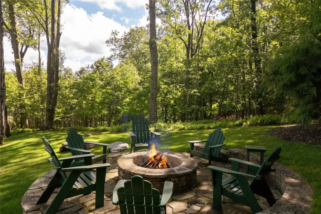 420 Feldspar Lane Sapphire NC 28774