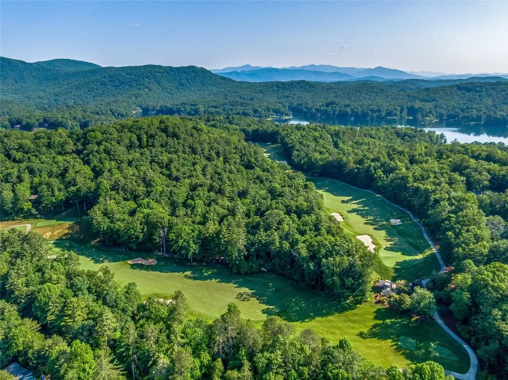 J 35 Cherokee Point Lake Toxaway NC 28747