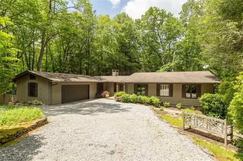 776 Stillmont Circle Cashiers NC 28717