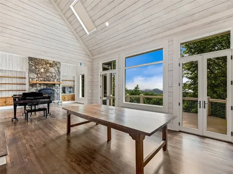 251 Toxaway Court Lake Toxaway NC 28747