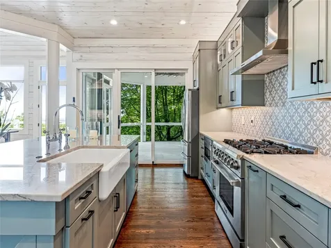 251 Toxaway Court Lake Toxaway NC 28747