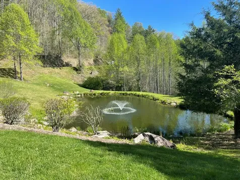 45 Boulder Creek Lane Tuckasegee NC 28783