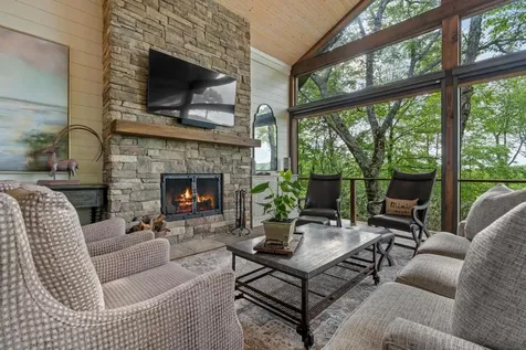 108 W View Way Highlands NC 28741