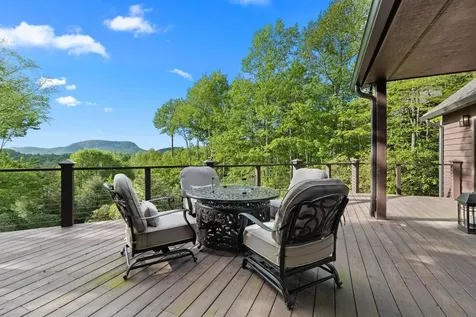 108 W View Way Highlands NC 28741