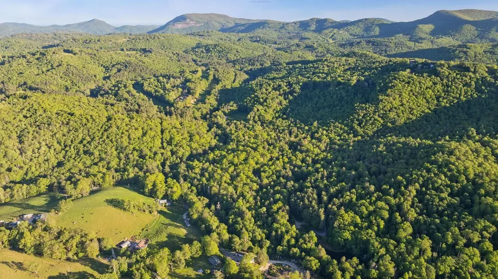 Lt 29/36 Long Bridge N Cullowhee NC 28717