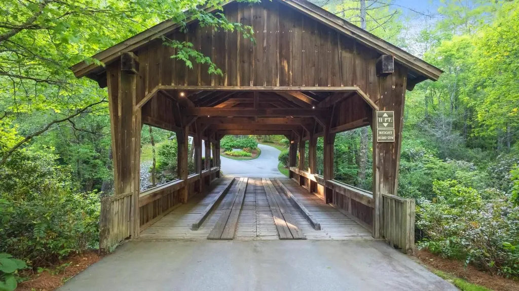 Lt 29/36 Long Bridge N Cullowhee NC 28717