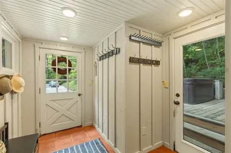 251 Edwards Creek Road Highlands NC 28741