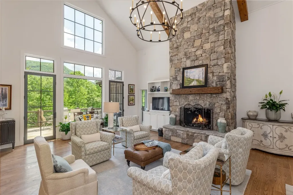 510 Boiling Springs Road Sapphire NC 28774