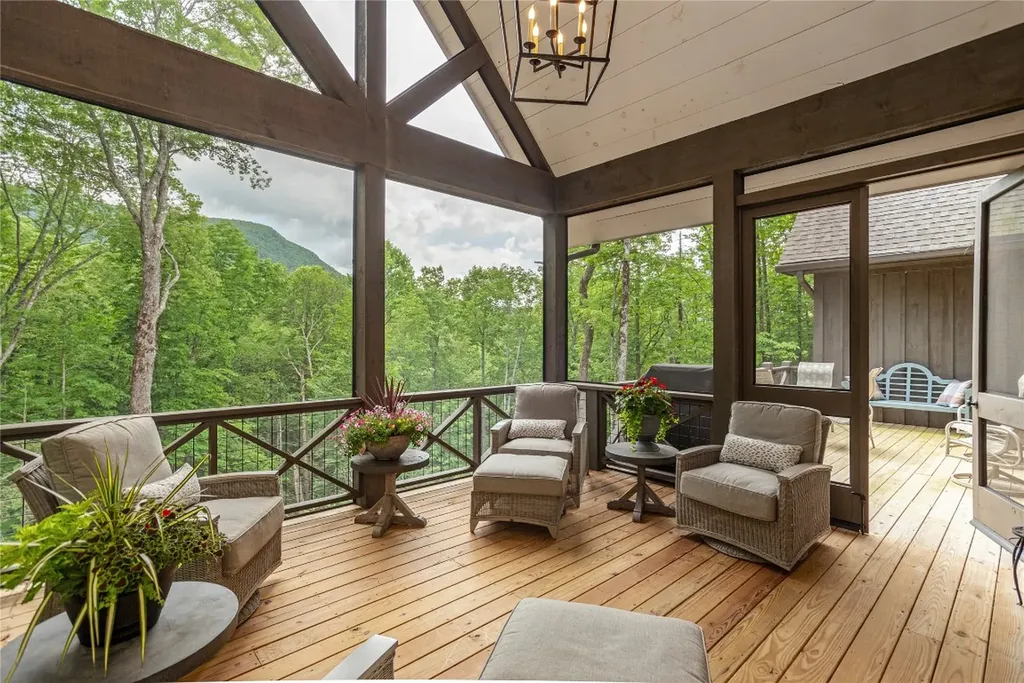 510 Boiling Springs Road Sapphire NC 28774