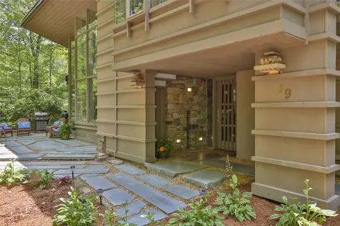 49 Hickory Lane Highlands NC 28741