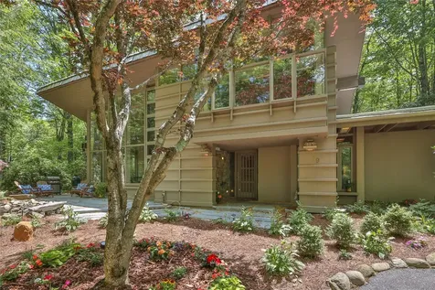 49 Hickory Lane Highlands NC 28741