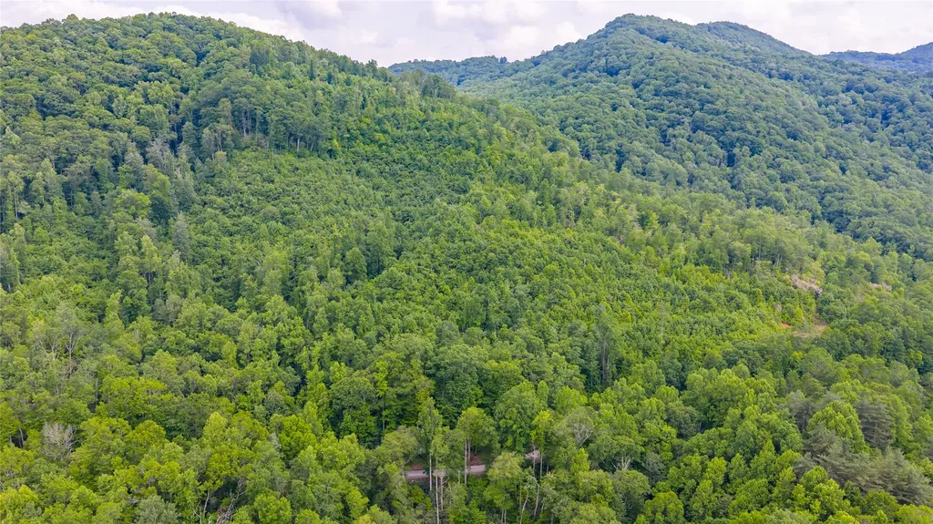 524 White Rock Road Cullowhee NC 28723