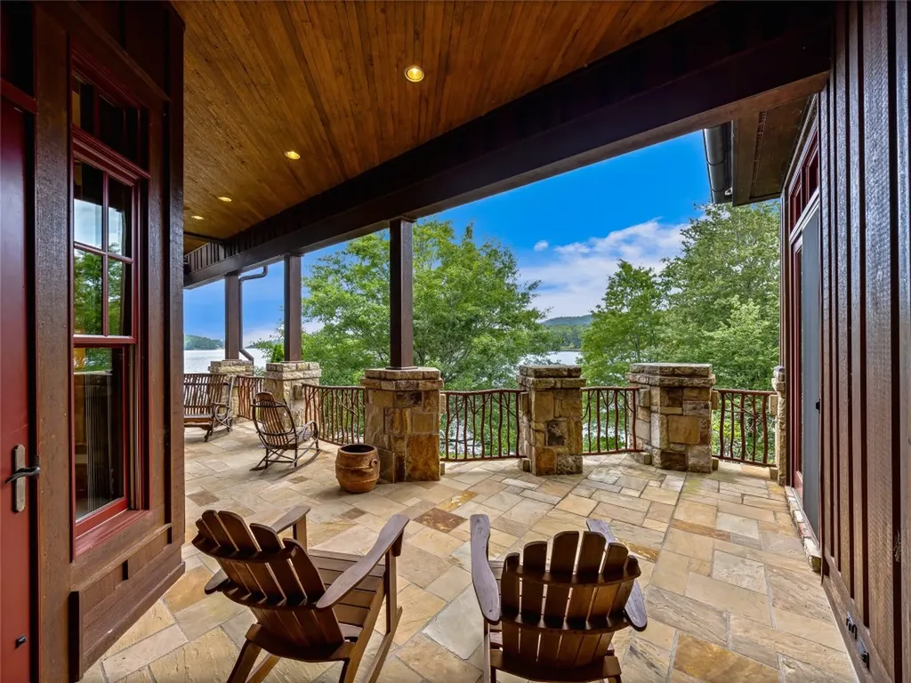 41 Chimney Point Lake Toxaway NC 28747