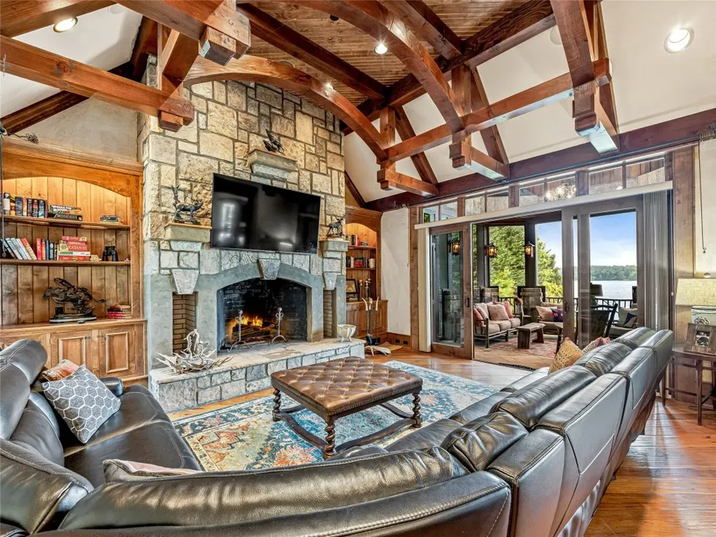 41 Chimney Point Lake Toxaway NC 28747