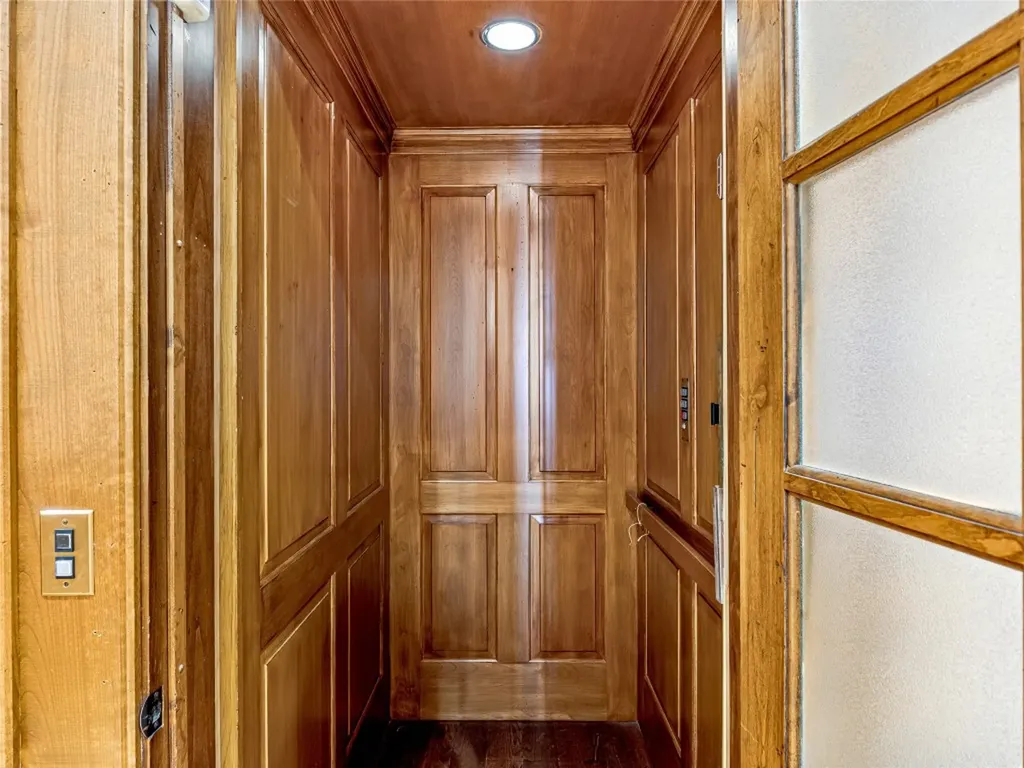 41 Chimney Point Lake Toxaway NC 28747