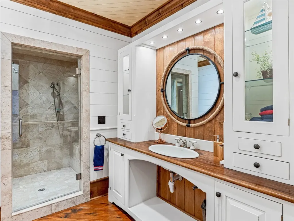 41 Chimney Point Lake Toxaway NC 28747