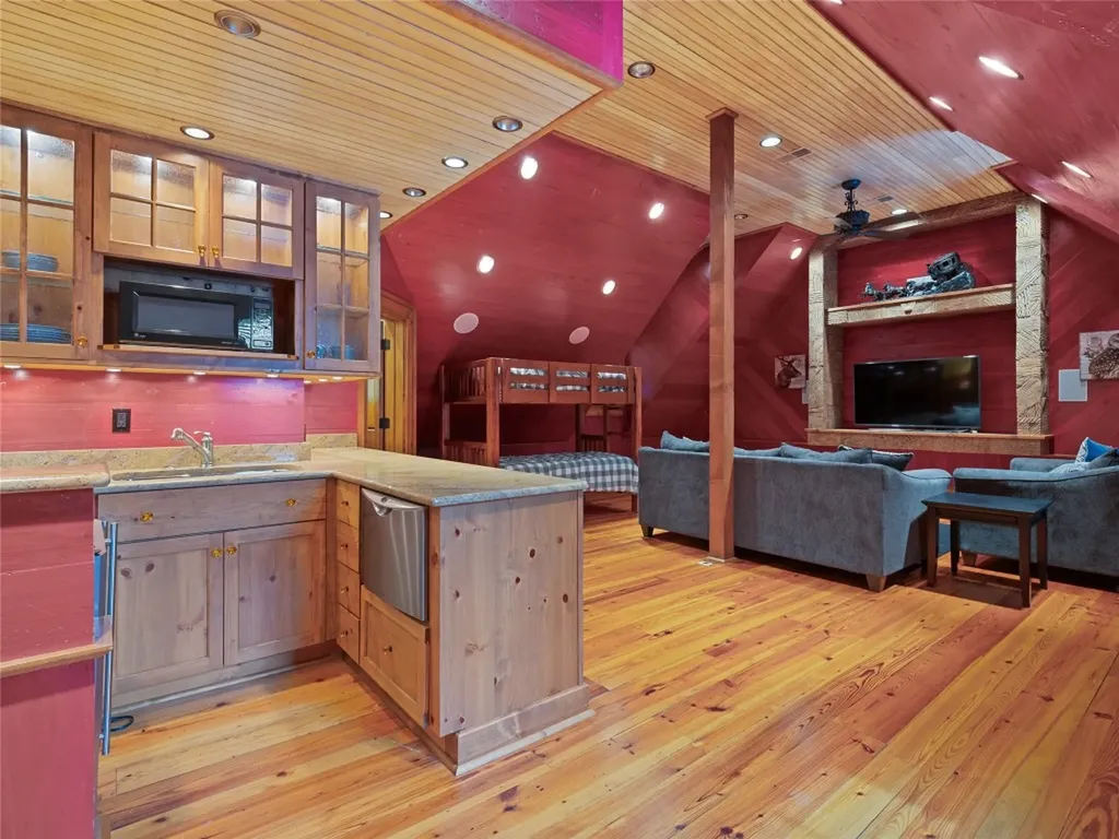 41 Chimney Point Lake Toxaway NC 28747