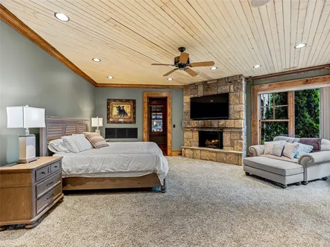 41 Chimney Point Lake Toxaway NC 28747