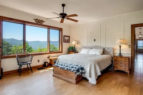 37 Jones Knob Road Franklin NC 28734