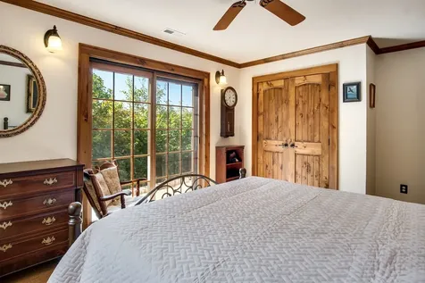 37 Jones Knob Road Franklin NC 28734