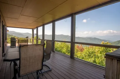 37 Jones Knob Road Franklin NC 28734