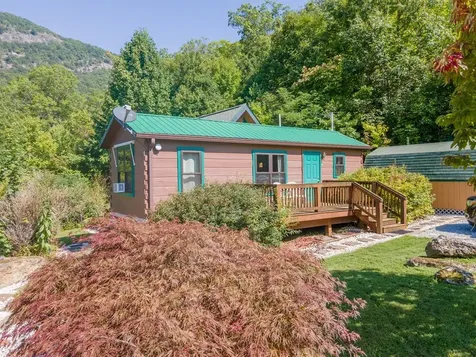 37 Jones Knob Road Franklin NC 28734