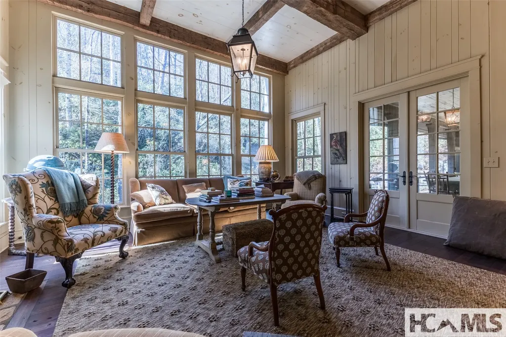 55 Oconee Belle Trail Glenville NC 28736