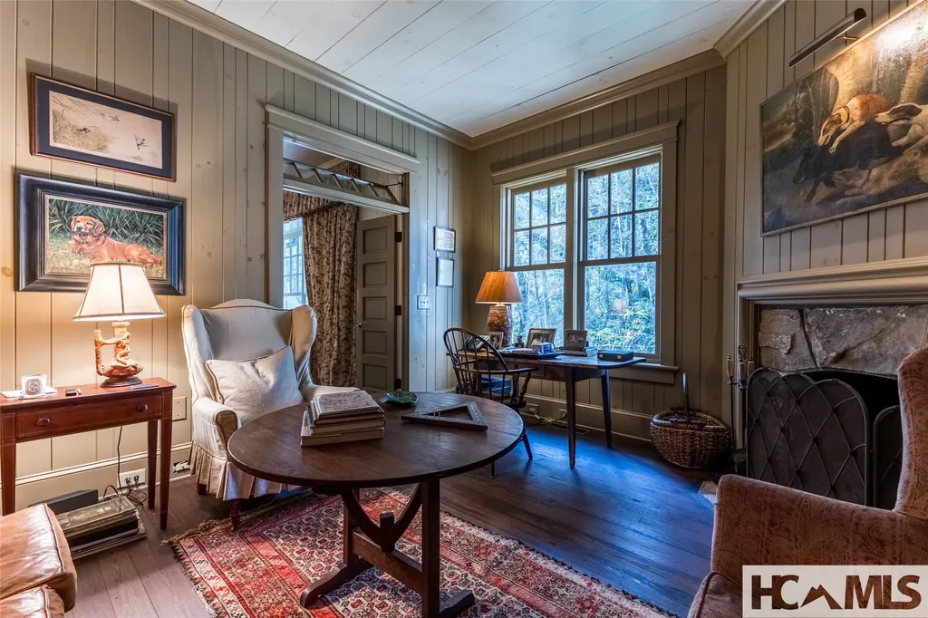 55 Oconee Belle Trail Glenville NC 28736