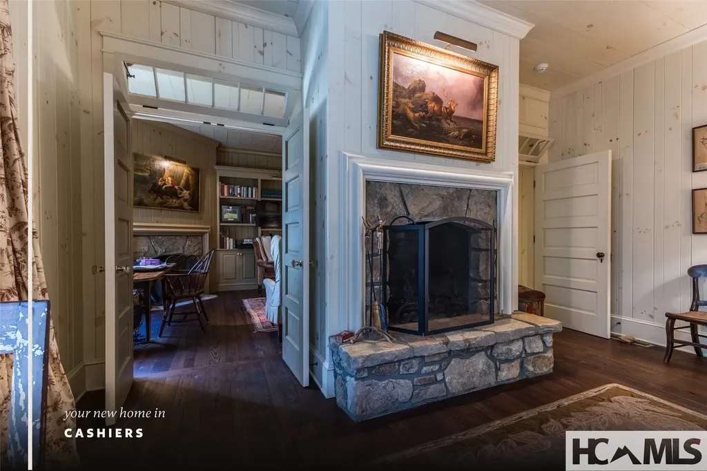 55 Oconee Belle Trail Glenville NC 28736