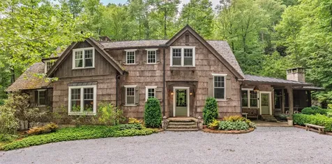 55 Oconee Belle Trail Glenville NC 28736