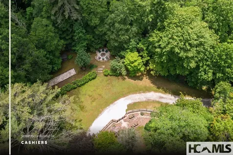 55 Oconee Belle Trail Glenville NC 28736