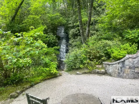 55 Oconee Belle Trail Glenville NC 28736