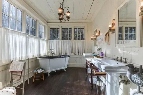 55 Oconee Belle Trail Glenville NC 28736