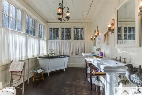 55 Oconee Belle Trail Glenville NC 28736