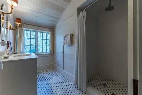 55 Oconee Belle Trail Glenville NC 28736