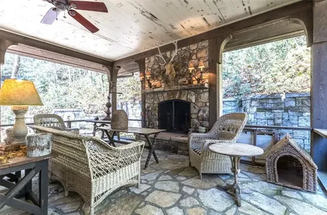 55 Oconee Belle Trail Glenville NC 28736