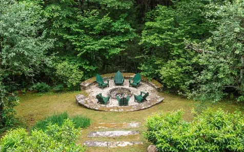 55 Oconee Belle Trail Glenville NC 28736