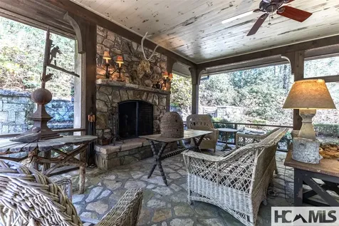 55 Oconee Belle Trail Glenville NC 28736