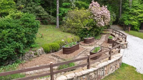 55 Oconee Belle Trail Glenville NC 28736