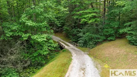 55 Oconee Belle Trail Glenville NC 28736