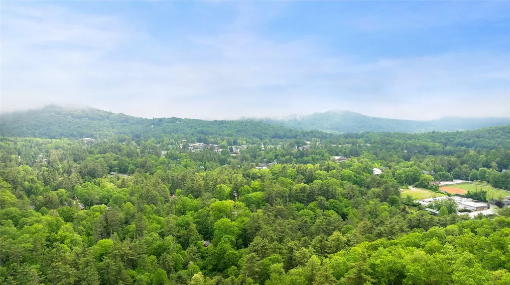 Tbd Upper Lake Road Highlands NC 28741