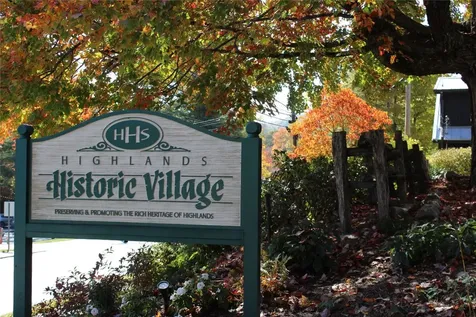 Tbd Upper Lake Road Highlands NC 28741