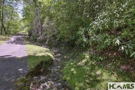 Lot 1r Yarak Drive Sapphire NC 28774