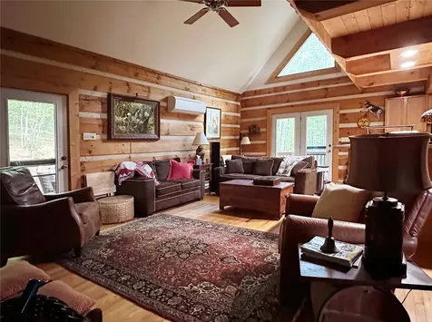 102 Gray Bank Road Lake Toxaway NC 28747